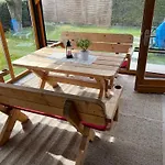 Carogruen In Erfurt-gemuetlich-sonnig-kueche-bad-garten-parken-pool-sauna-wlan *