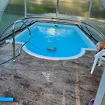 Carogruen In Erfurt-gemuetlich-sonnig-kueche-bad-garten-parken-pool-sauna-wlan *