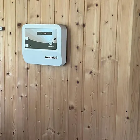 Daire Carogruen In Erfurt-gemuetlich-sonnig-kueche-bad-garten-parken-pool-sauna-wlan Erfurt
