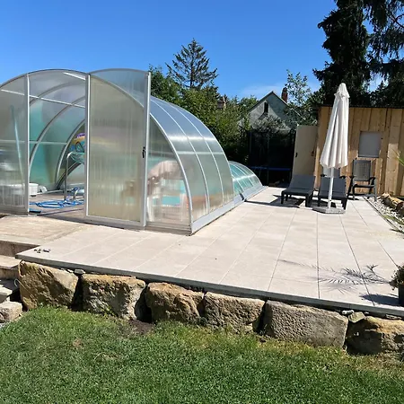 Waldpeter Bei Carogruen In Erfurt-gemuetlich-sonnig-garten-parken-pool-sauna-wlan *