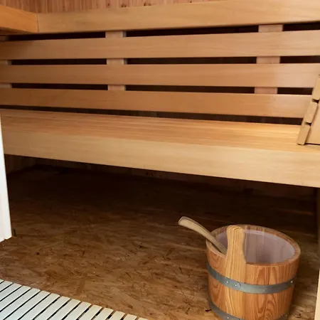 Waldpeter Bei Carogruen In Erfurt-gemuetlich-sonnig-garten-parken-pool-sauna-wlan * エアフルト