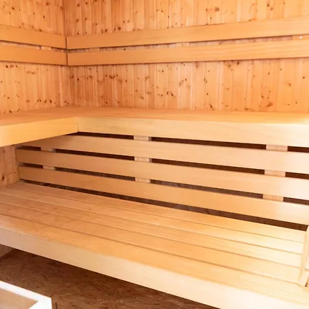アパート Waldpeter Bei Carogruen In Erfurt-gemuetlich-sonnig-garten-parken-pool-sauna-wlan エアフルト