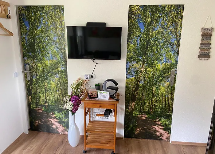 Carogruen In Erfurt-gemuetlich-sonnig-kueche-bad-garten-parken-pool-sauna-wlan *