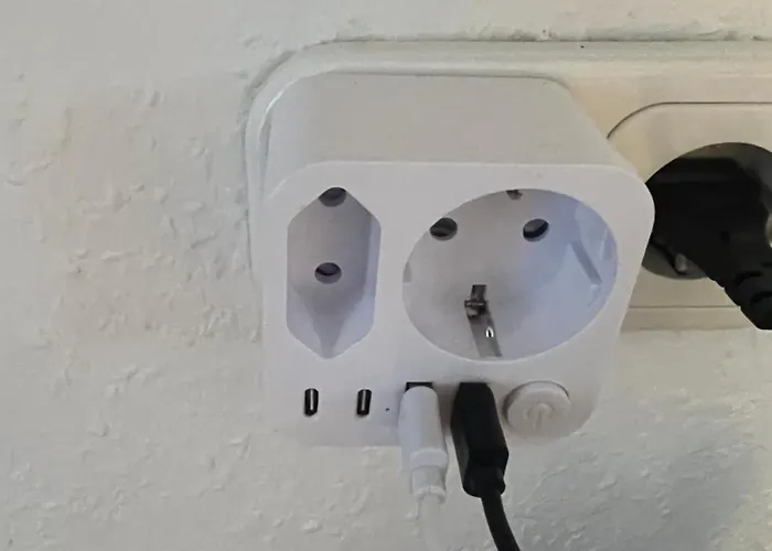 Carogruen In Erfurt-gemuetlich-sonnig-kueche-bad-garten-parken-pool-sauna-wlan * Erfurt