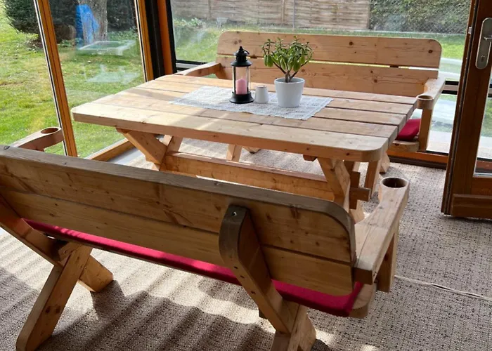 Carogruen In Erfurt-gemuetlich-sonnig-kueche-bad-garten-parken-pool-sauna-wlan * Эрфурт